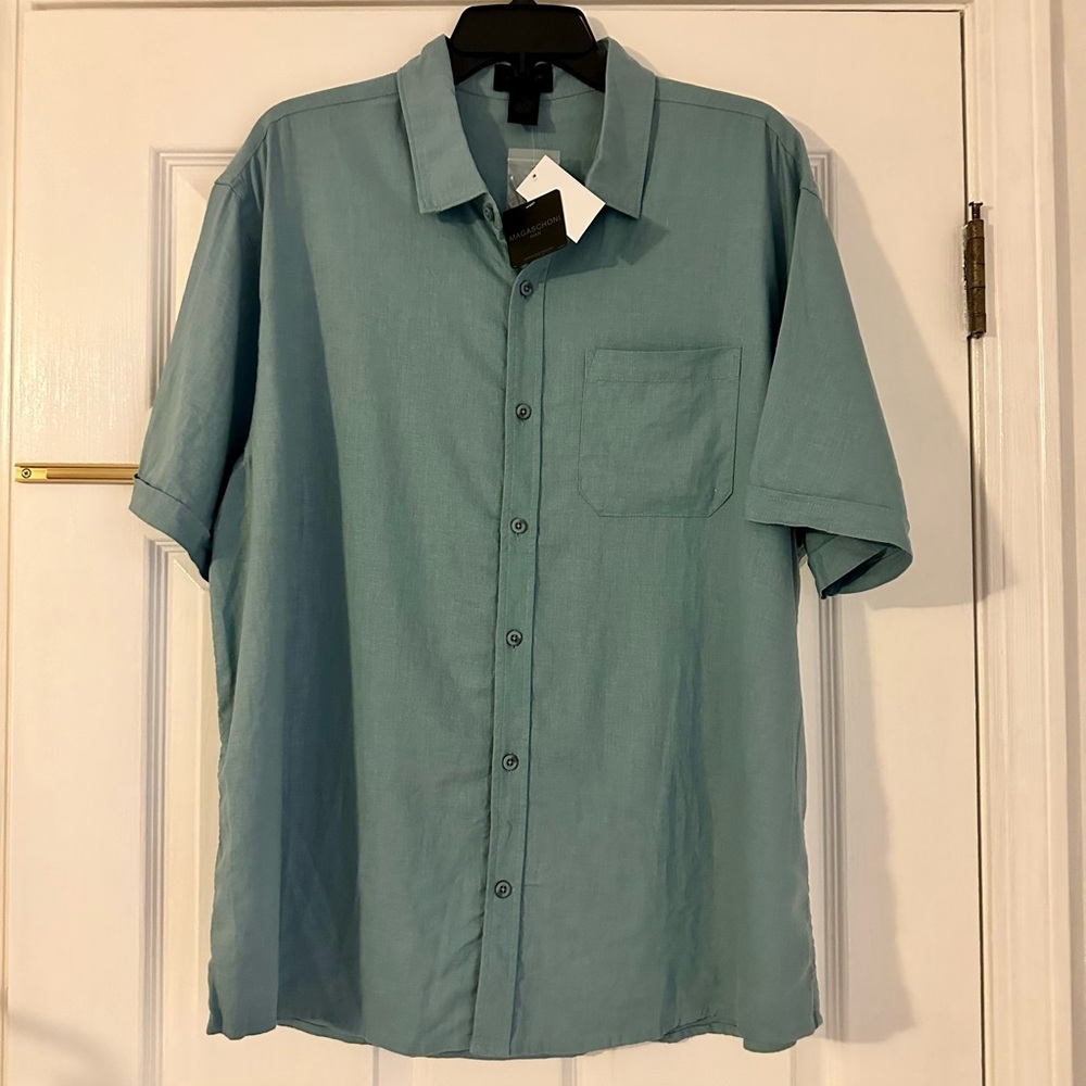 New Magaschoni Man Linen Blend Short-Sleeve Button-Down Shirt